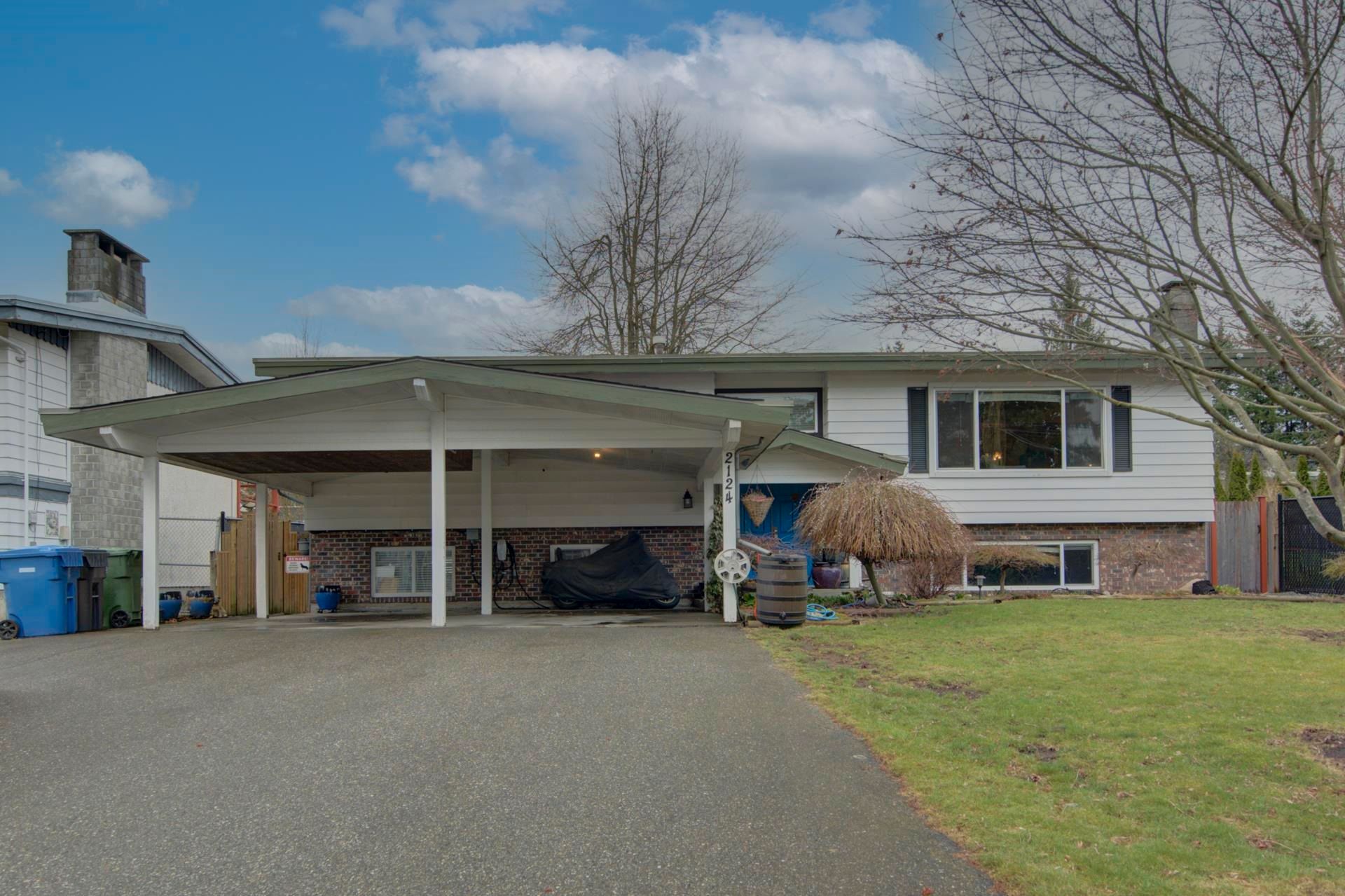 I have sold a property at 2124 TOPAZ ST in Abbotsford
